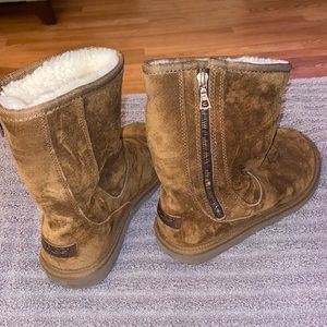 UGG Brown Leather Boots Size 8